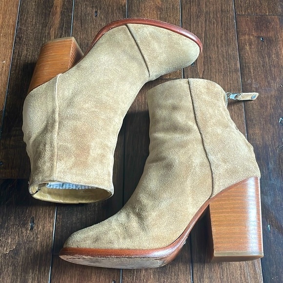 Rag & Bone Women's Newbury Boots Size 7 Taupe Nubuck Leather Block Heel Bootie - Picture 3 of 10
